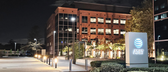 AT&T Enhances Employee Commute with Smart Parking Guidance Technology